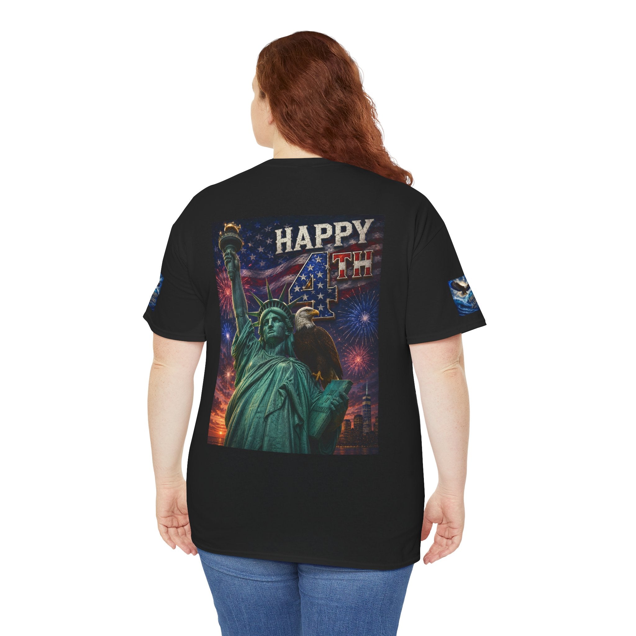 Statue of Liberty 'Happy 4th' T-Shirt – Patriotic Independence Day Tee