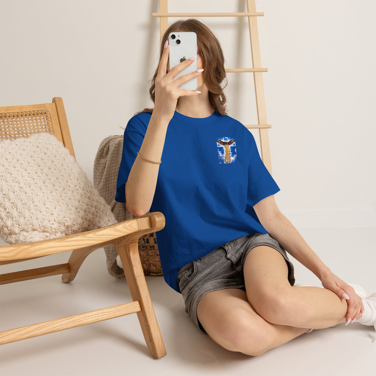 Eagle Crossback T‑Shirt – Soaring Eagle Over Golden Cross Sky Graphic Tee